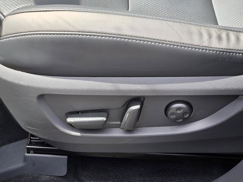 Certified 2025 INFINITI QX50 Luxe image 27