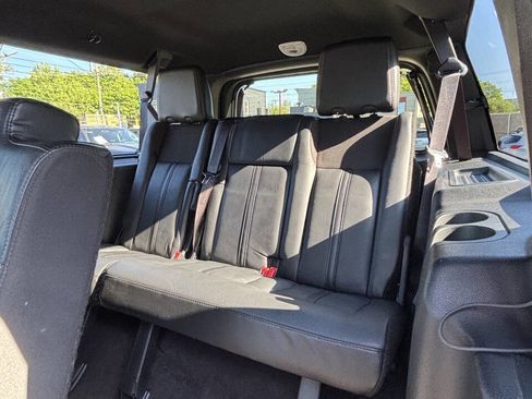 Used 2016 Lincoln Navigator L Reserve AWD/4WD image 17