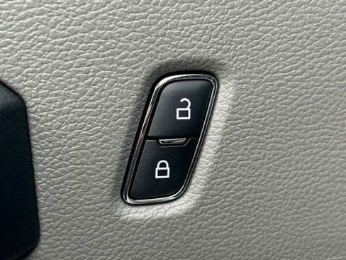 Used 2021 Ford F350 XL w/ Power Equipment Group image 22