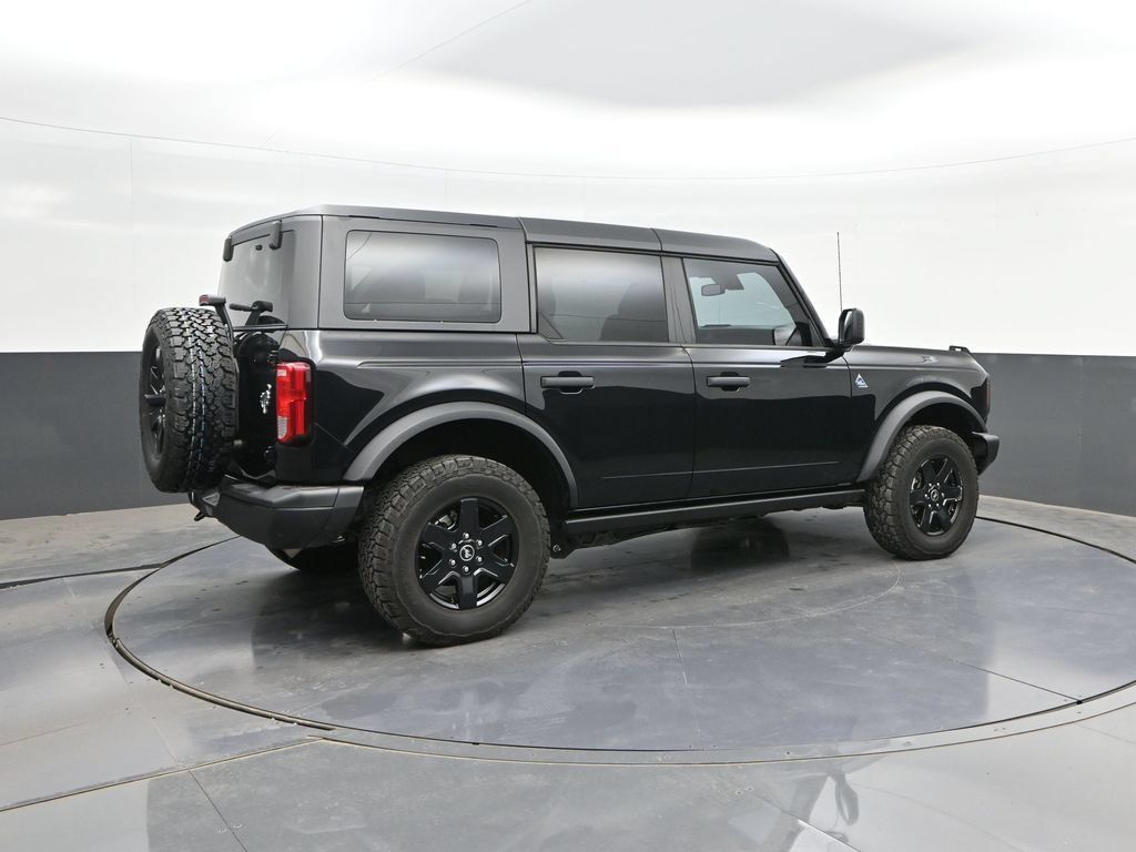 Used 2024 Ford Bronco Black Diamond AWD/4WD image 15
