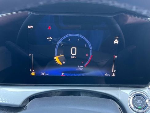 New 2026 Chevrolet Trax LT w/ Sunroof Package FWD image 34