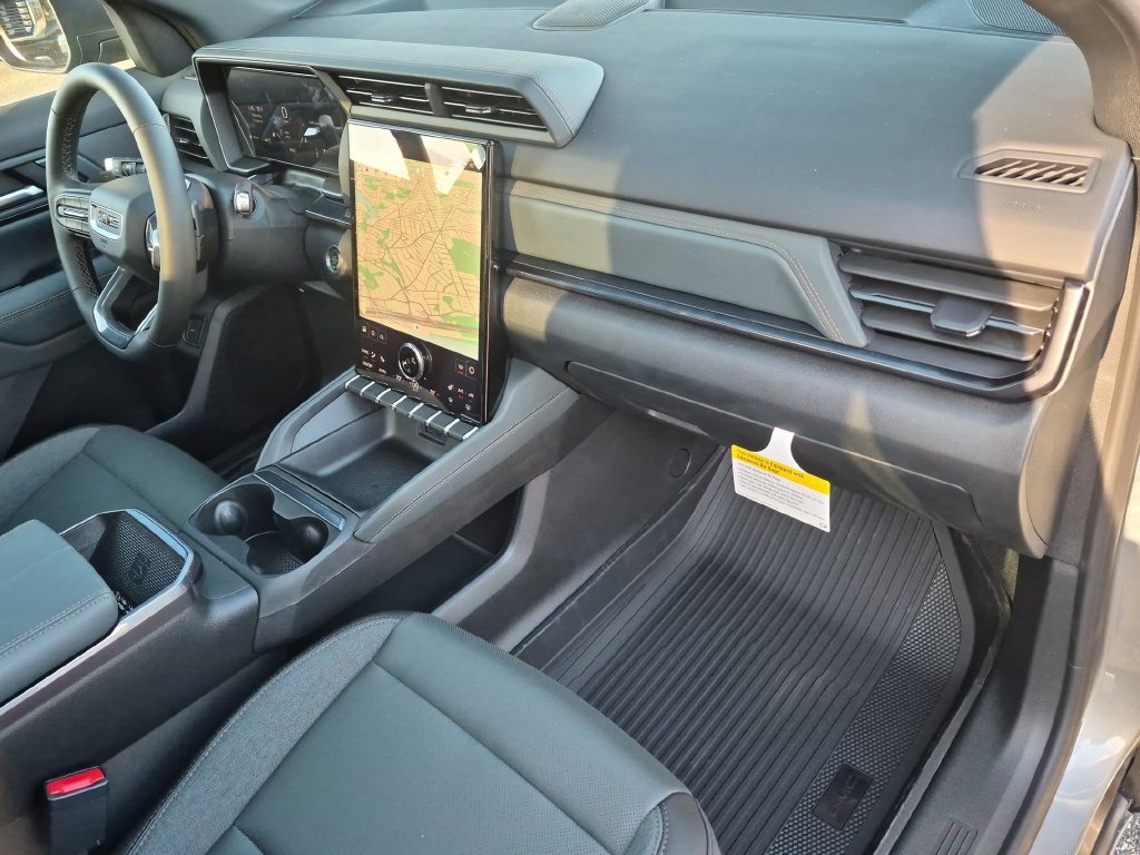 New 2027 GMC Terrain AT4 w/ Technology Package II AWD/4WD image 25