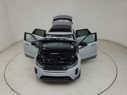 Used 2024 Land Rover Range Rover Evoque S AWD/4WD image 30