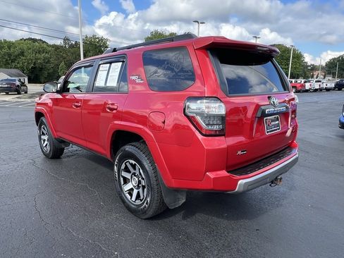 Used 2020 Toyota 4Runner TRD Off-Road image 5