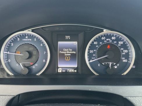 Used 2016 Toyota Camry LE image 23