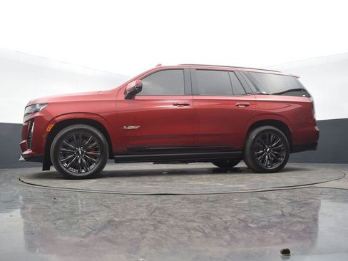 Certified 2023 Cadillac Escalade V w/ LPO, ONYX Package image 49