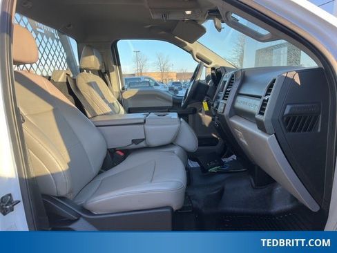 Used 2020 Ford F550 4x4 Regular Cab Super Duty image 15
