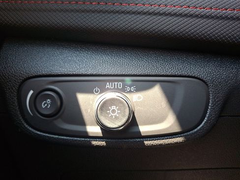Used 2026 Chevrolet TrailBlazer RS AWD/4WD image 26
