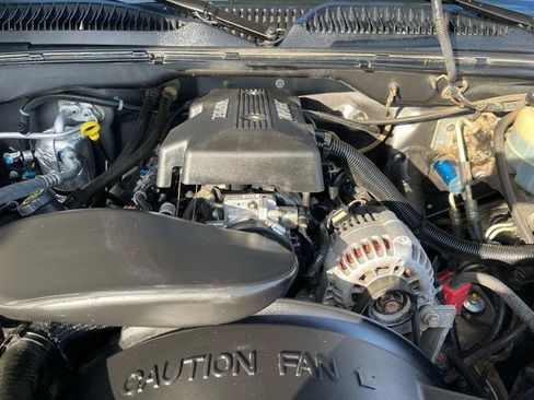 Used 2000 Chevrolet Silverado 2500 LS image 52