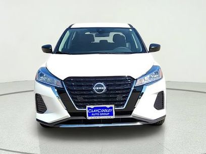 Certified 2025 Nissan Kicks Play S