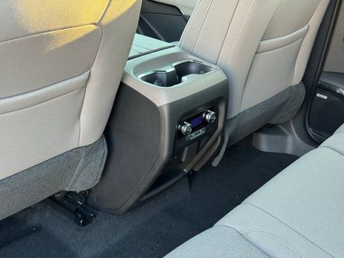 New 2026 GMC Acadia Elevation image 21