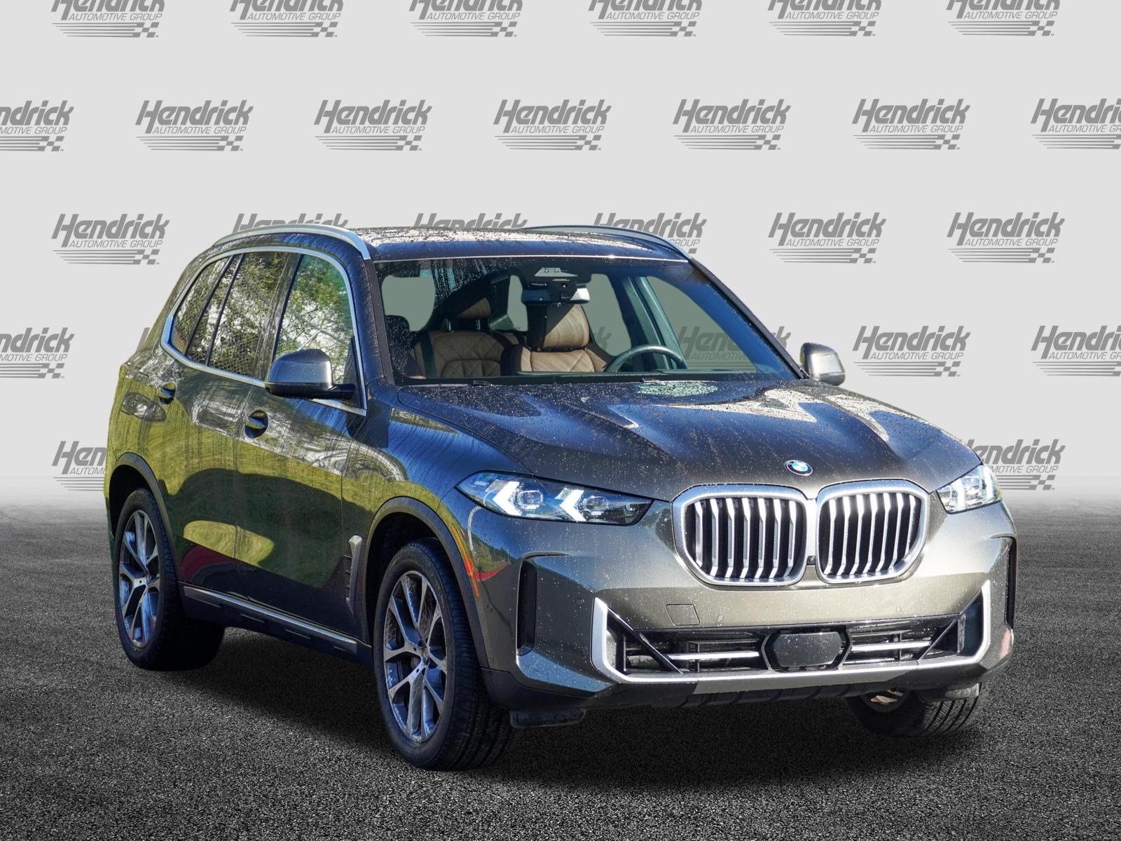 Certified 2024 BMW X5 sDrive40i w/ Premium Package RWD image 2
