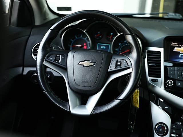 Used 2015 Chevrolet Cruze LT FWD image 26