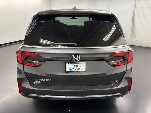 New 2026 Honda Odyssey EX-L image 10