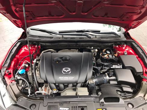 Used 2018 MAZDA MAZDA3 Grand Touring w/ Premium Equipment Package FWD image 8
