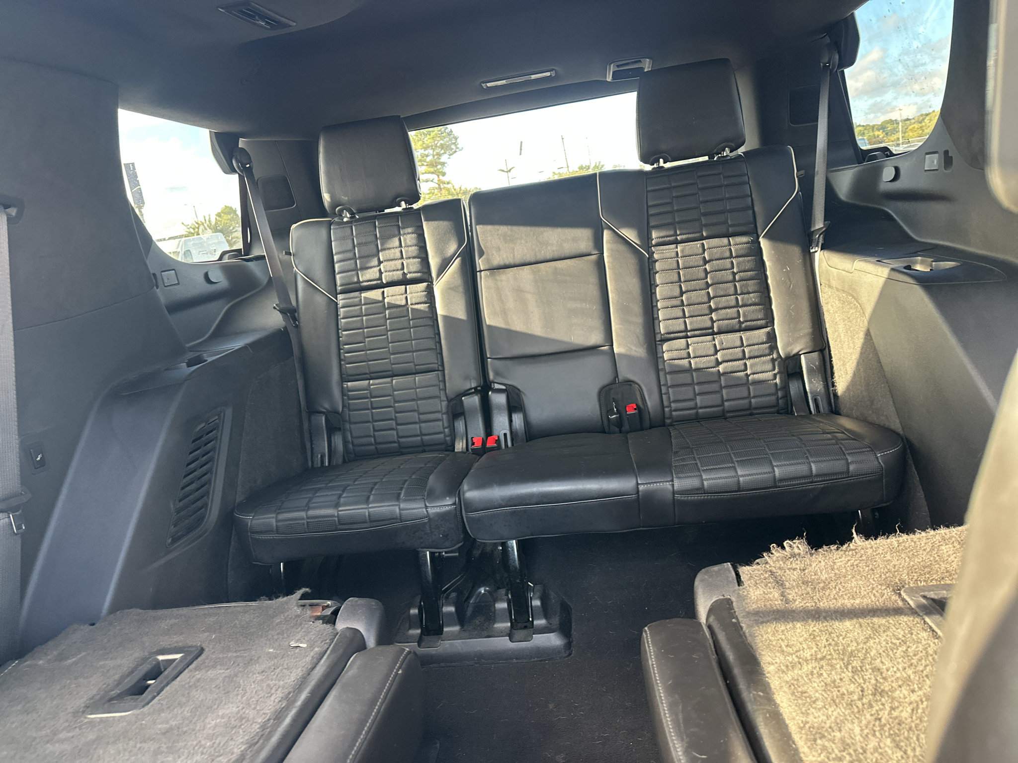 Used 2021 Cadillac Escalade Sport Platinum w/ LPO, ONYX Package AWD/4WD image 14