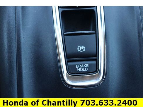 Certified 2019 Honda HR-V LX image 18