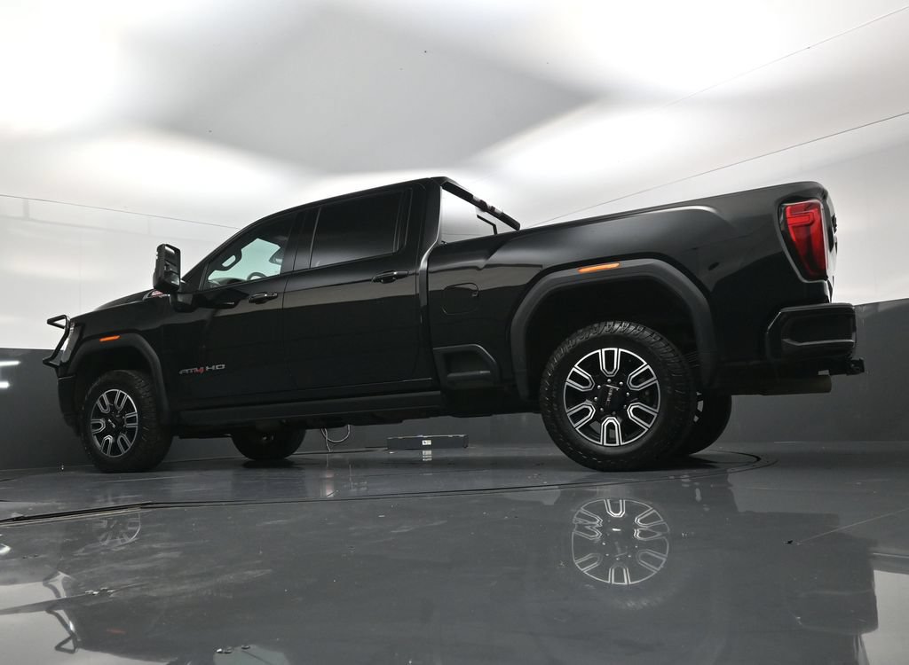Used 2023 GMC Sierra 2500 AT4 w/ AT4 Premium Plus Package AWD/4WD image 19