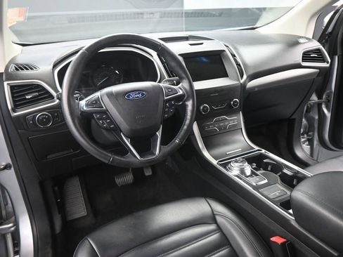 Used 2020 Ford Edge SEL image 16
