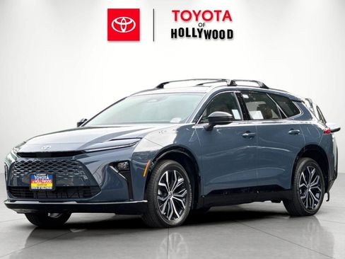 New 2026 Toyota Crown Signia image 7