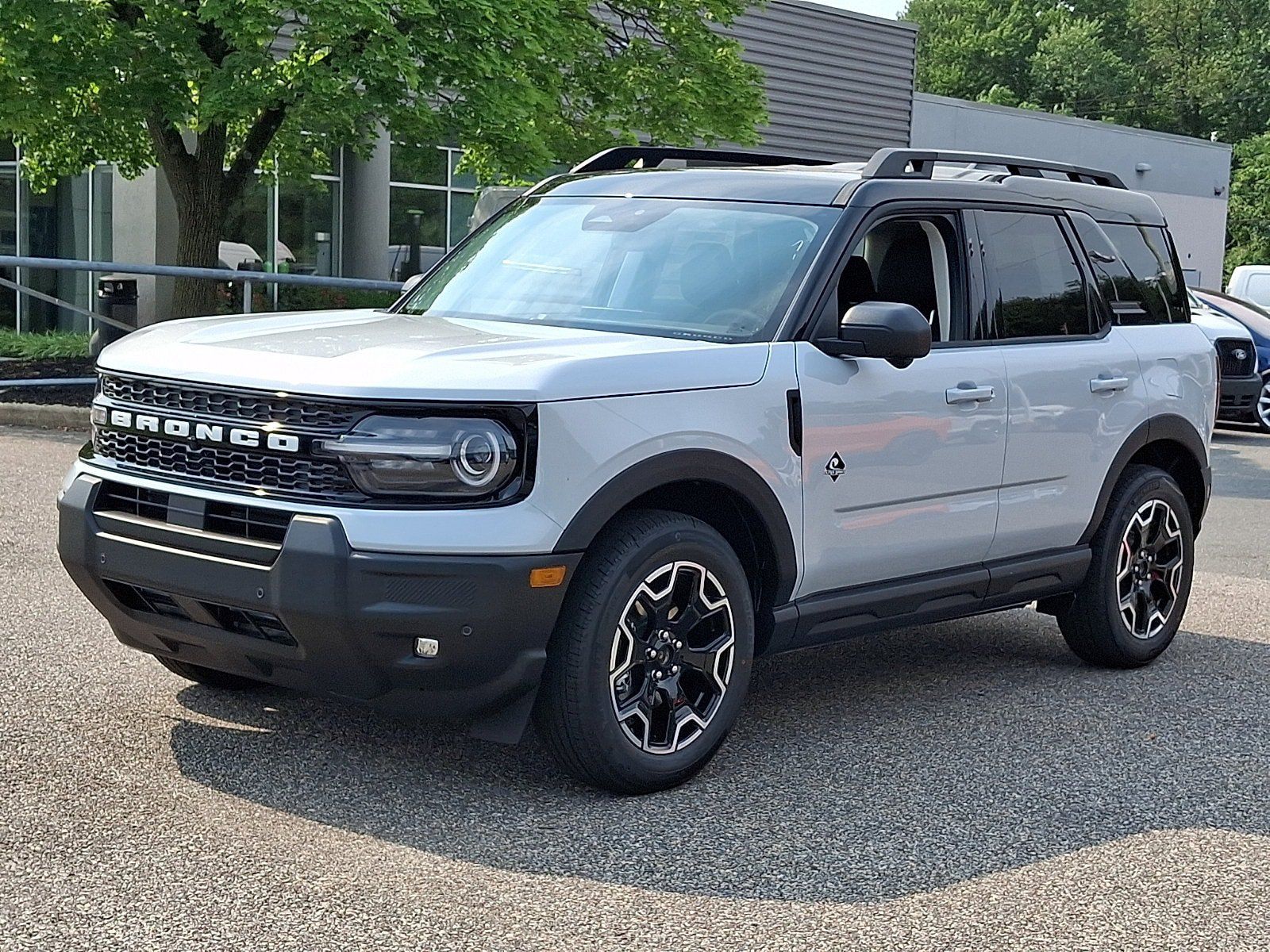 New 2026 Ford Bronco Sport Outer Banks w/ Outer Banks Tech Package+ AWD/4WD image 3