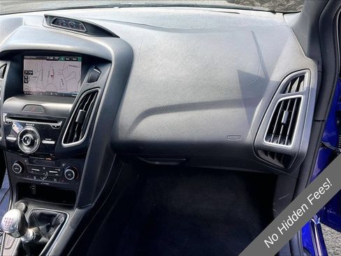 Used 2015 Ford Focus ST w/ Equipment Group 402A FWD image 12