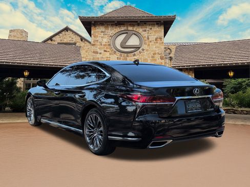 Certified 2020 Lexus LS 500 w/ Accessory Package (Z2) RWD image 3