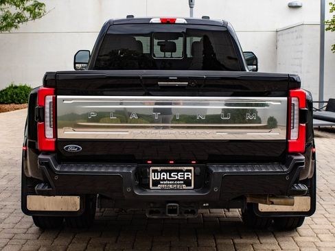 Used 2023 Ford F350 Platinum AWD/4WD image 7