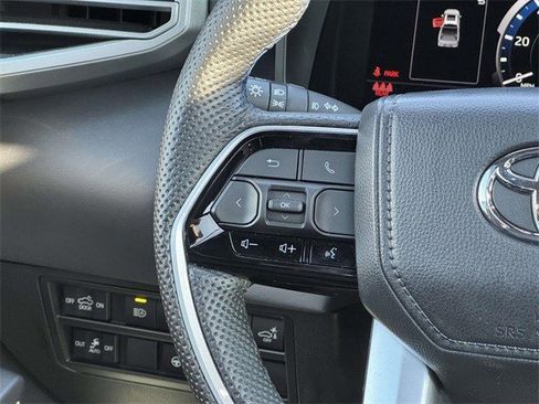 Used 2024 Toyota Tundra Platinum image 25