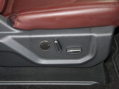 Used 2022 Ford Expedition Limited AWD/4WD image 28