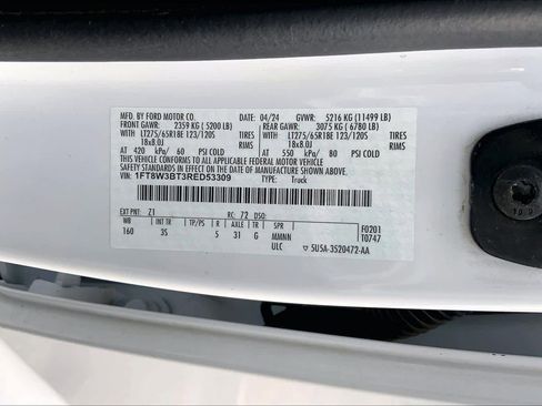 Used 2024 Ford F350 XLT image 31