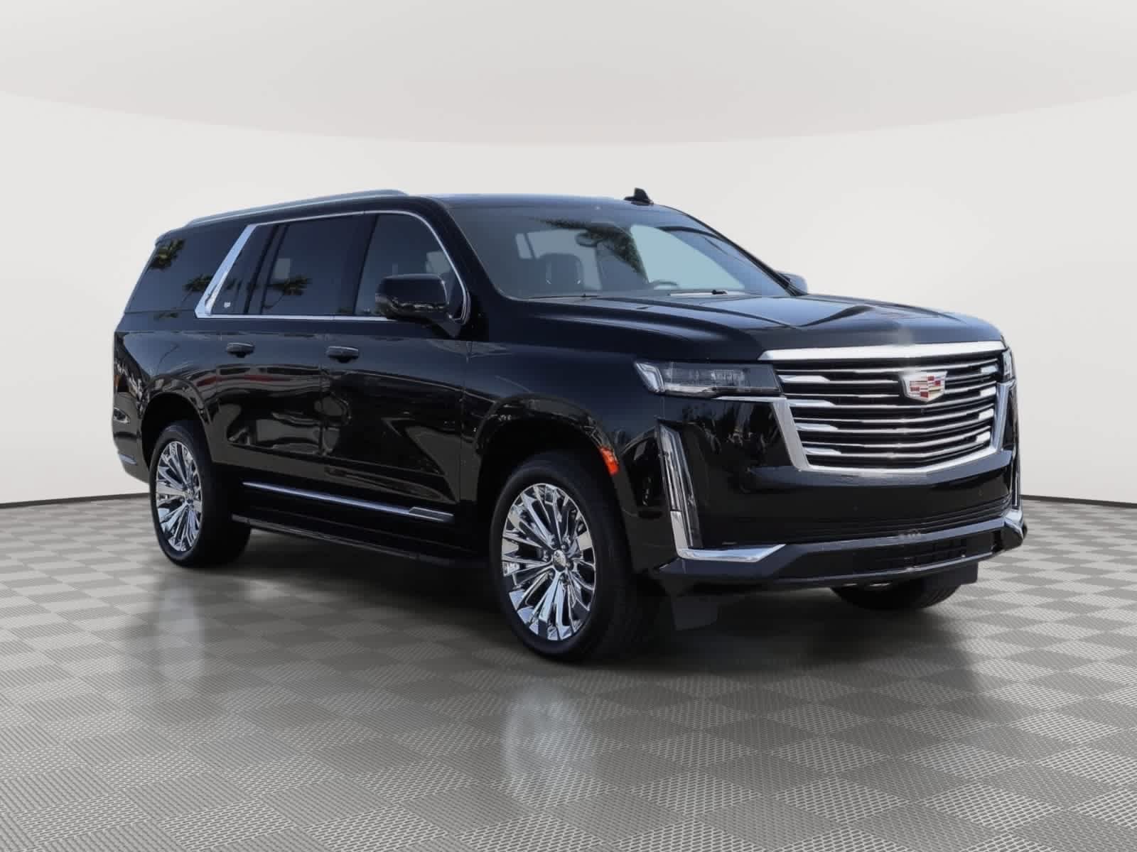 Used 2023 Cadillac Escalade ESV Premium Luxury Platinum AWD/4WD image 3