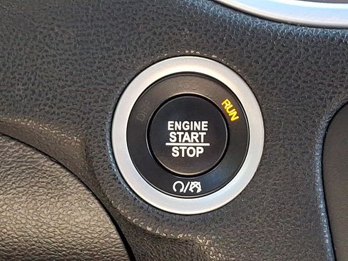 Used 2019 Dodge Charger SXT AWD/4WD image 22