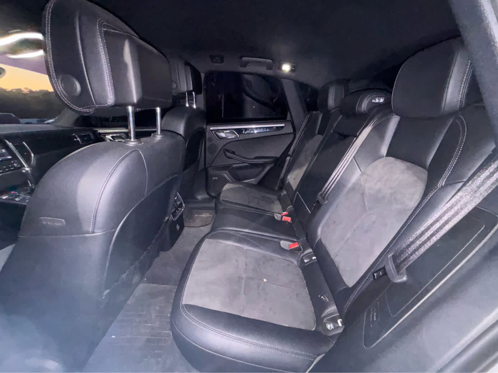 Used 2018 Porsche Macan S AWD/4WD image 6