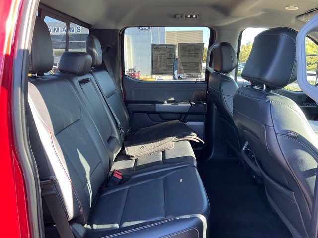 Used 2023 Ford F250 Lariat w/ Lariat Ultimate Package AWD/4WD image 29