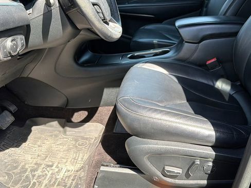 Used 2019 Lincoln MKC Premiere image 10