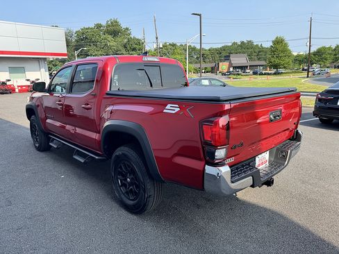 Certified 2023 Toyota Tacoma SR5 w/ SX Package AWD/4WD image 7