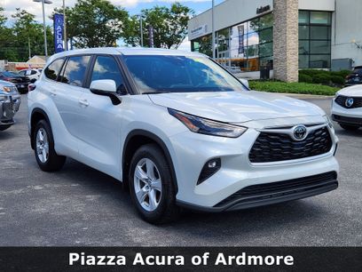 Used 2024 Toyota Highlander LE