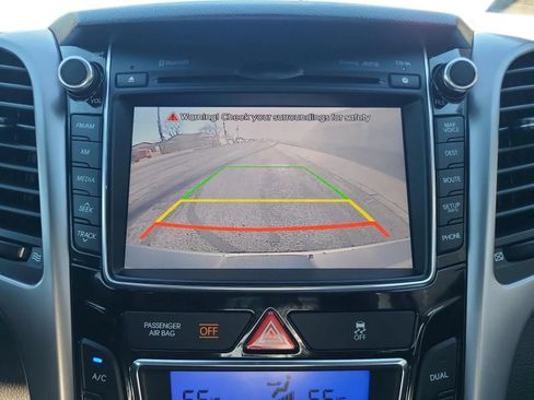 Used 2014 Hyundai Elantra GT w/ Option Group 03 FWD image 15