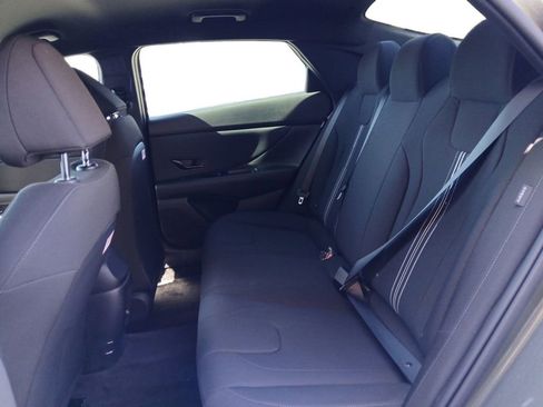 New 2026 Hyundai Elantra Sport FWD image 13