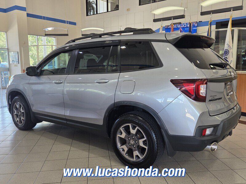 Used 2022 Honda Passport TrailSport image 6