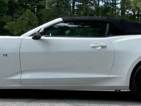 Used 2023 Chevrolet Camaro SS RWD image 4