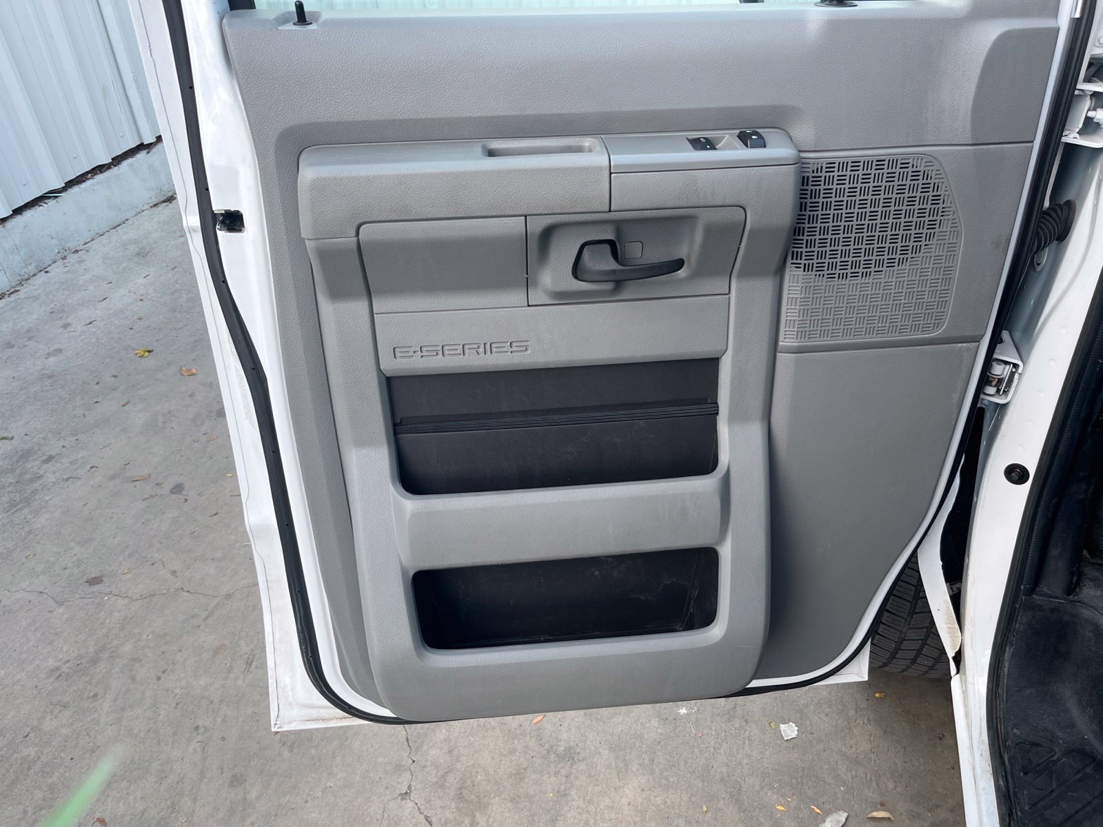 Used 2023 Ford E-350 and Econoline 350 Super Duty w/ Power Windows & Locks Group RWD image 9