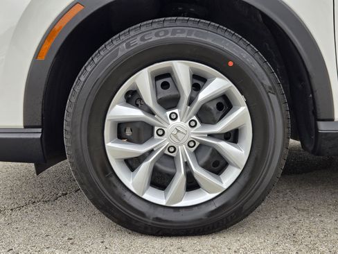 Certified 2025 Honda CR-V LX image 31