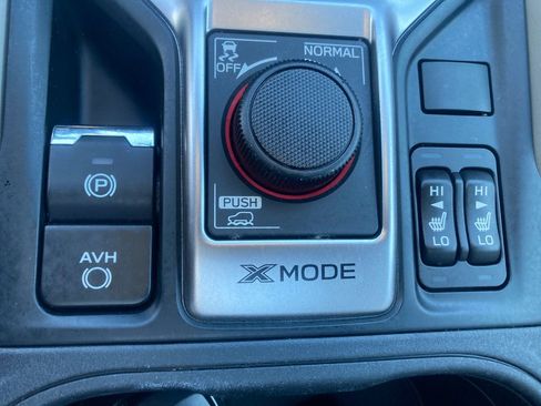 Used 2023 Subaru Forester Premium image 39