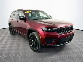 Certified 2024 Jeep Grand Cherokee Altitude AWD/4WD video 2