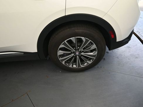 Used 2024 Buick Envision Preferred AWD/4WD image 16