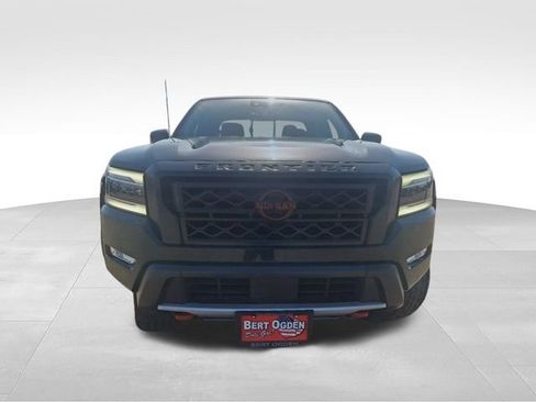 Certified 2023 Nissan Frontier PRO-4X w/ Tow Package AWD/4WD image 2