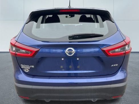 Used 2020 Nissan Rogue Sport S image 4