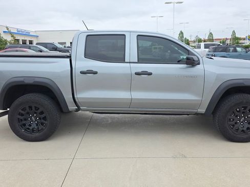 Used 2023 Chevrolet Colorado Trail Boss w/ Technology Package AWD/4WD image 6